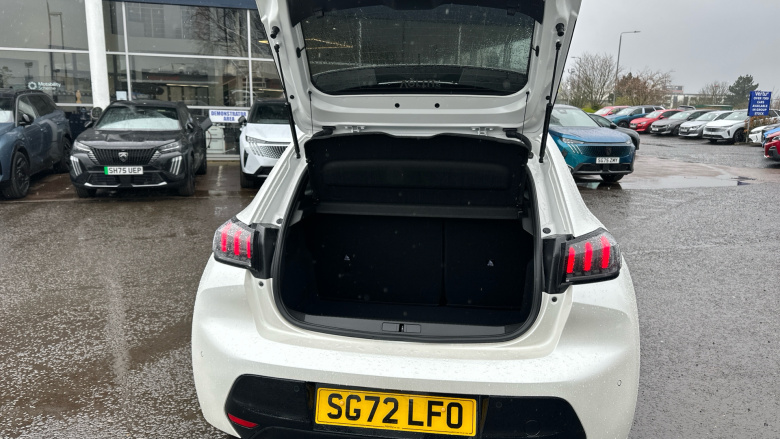 Peugeot 208 1.2 PureTech 100 Allure Premium + 5dr Petrol Hatchback